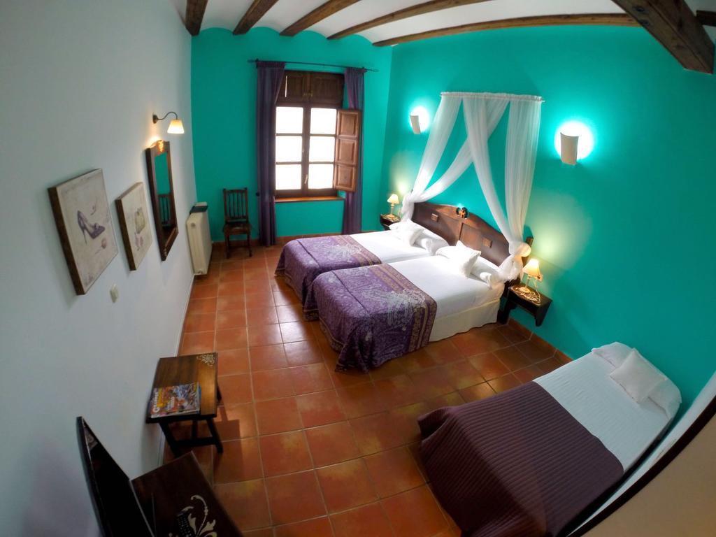 Hospederia Virgen De La Fuente Hotel Penarroya De Tastavins Luaran gambar
